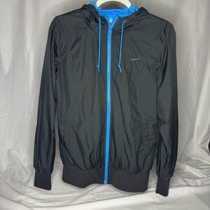 Nike Men's Grey Windbreaker Jacket with Blue Trim